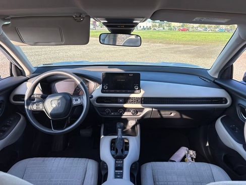 Used 2024 Honda HR-V LX image 19