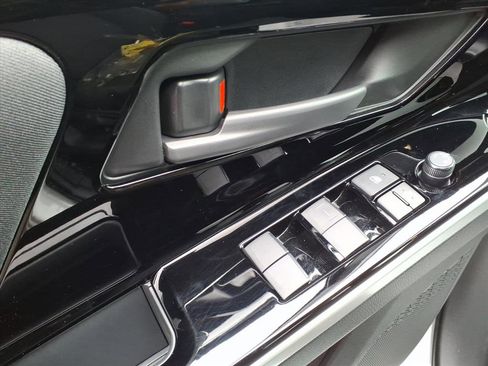 Certified 2025 Subaru Solterra Premium image 13