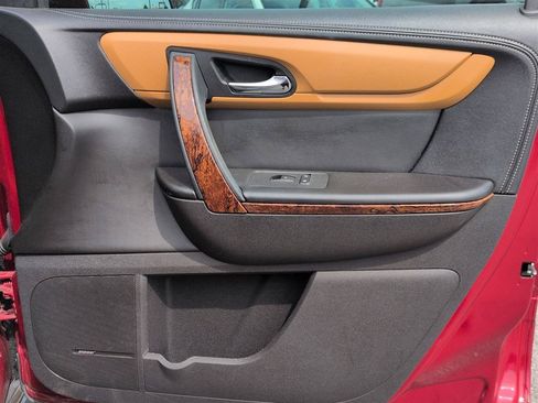 Used 2013 Chevrolet Traverse LTZ FWD image 35