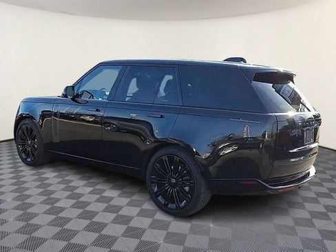 Used 2024 Land Rover Range Rover SE image 6