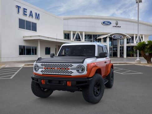 New 2025 Ford Bronco Stroppe Edition image 2