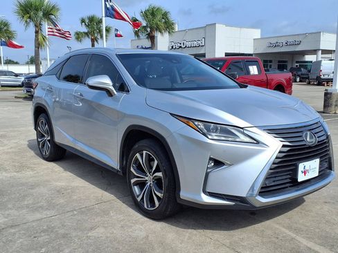 Used 2017 Lexus RX 350 FWD w/ Premium Package image 3
