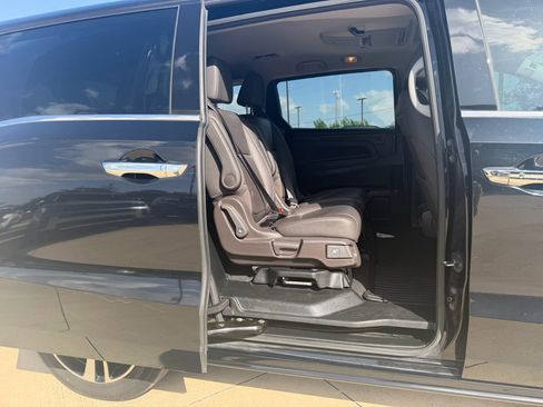Used 2019 Honda Odyssey Elite image 8