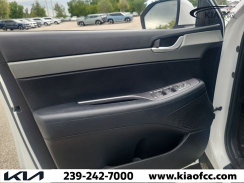 Used 2024 Hyundai Palisade SEL FWD image 23