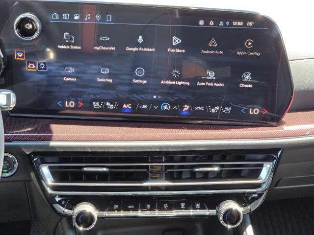 New 2027 Chevrolet Traverse RS w/ LPO, Floor Liner Package FWD image 10