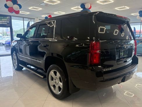 Used 2018 Chevrolet Tahoe LT w/ LT Signature Package AWD/4WD image 10