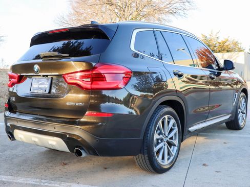 Used 2019 BMW X3 sDrive30i w/ Premium Package image 7