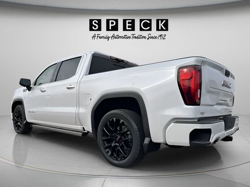 Used 2024 GMC Sierra 1500 Denali AWD/4WD image 3
