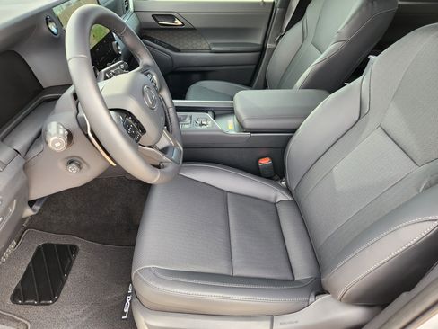 Certified 2025 Lexus GX 550 image 17