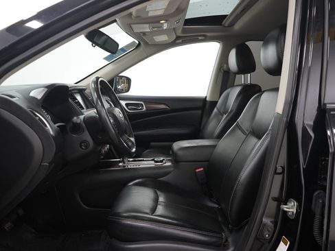 Used 2020 Nissan Pathfinder Platinum w/ Cargo Package AWD/4WD image 27