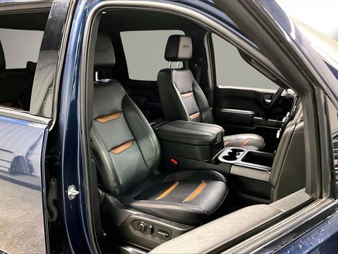 Used 2023 GMC Sierra 2500 AT4 w/ Driver Alert Package I image 29