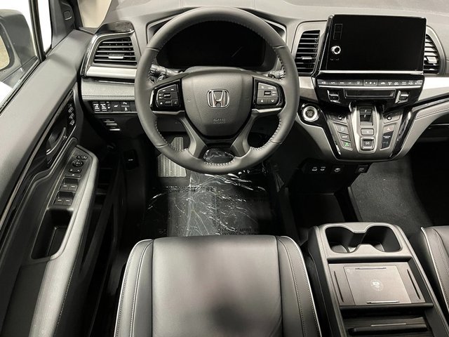 New 2026 Honda Odyssey Touring image 17