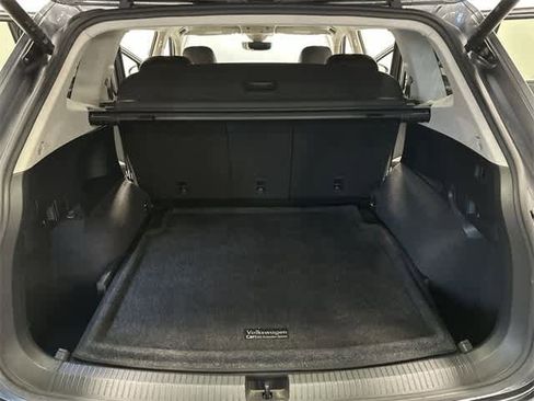 Certified 2022 Volkswagen Tiguan SE image 26