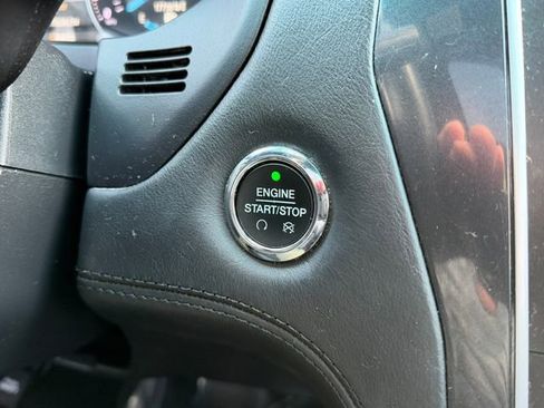 Used 2017 Ford Explorer Platinum image 20