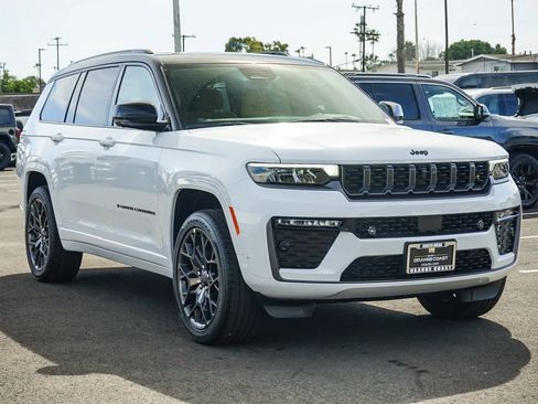 New 2026 Jeep Grand Cherokee L Summit image 3