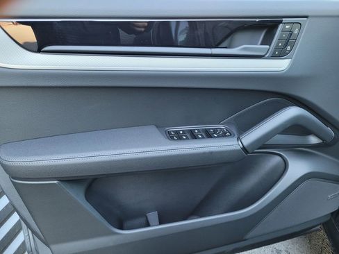 New 2026 Porsche Cayenne AWD/4WD image 18