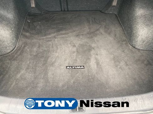 Used 2022 Nissan Altima 2.5 SR w/ Midnight Edition Package FWD image 11