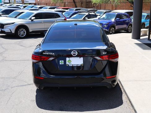 Used 2021 Nissan Sentra SV FWD image 10