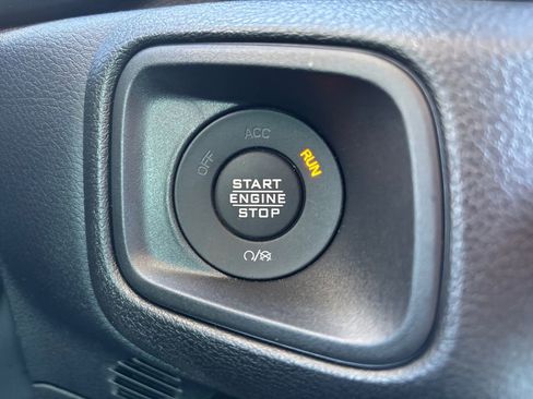Used 2026 Jeep Wrangler Unlimited Sport w/ Dual Top Group AWD/4WD image 19