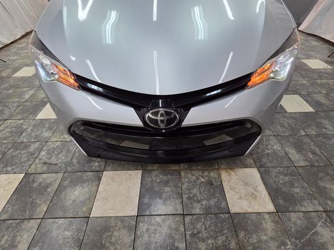 Used 2019 Toyota Corolla LE image 11