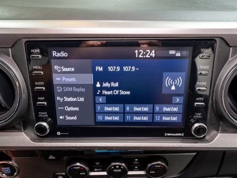 Used 2023 Toyota Tacoma SR5 w/ Technology Package RWD image 18
