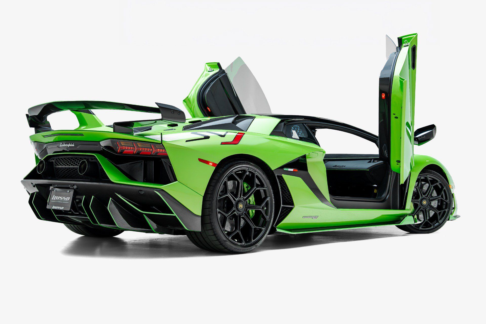 Used 2019 Lamborghini Aventador SVJ AWD/4WD image 24