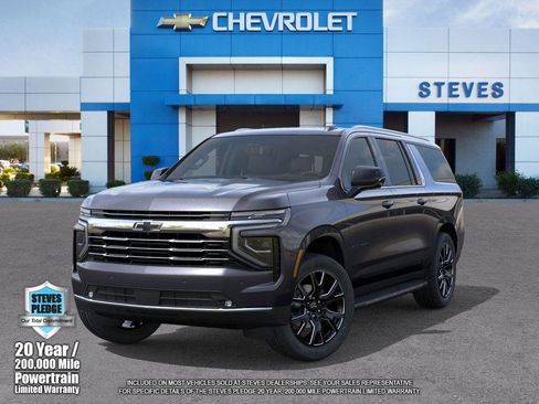 New 2025 Chevrolet Suburban LT w/ Comfort Package image 6