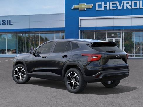 New 2026 Chevrolet Trax RS w/ Driver Confidence Package FWD image 3