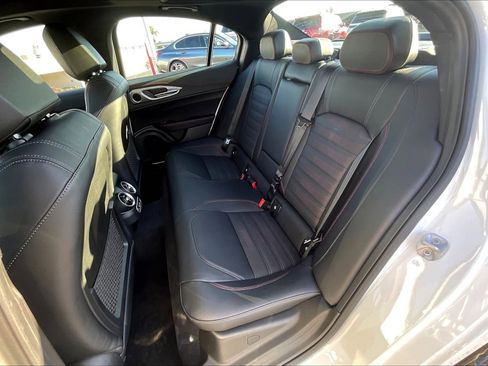 New 2025 Alfa Romeo Giulia w/ Driving Assist Package image 10