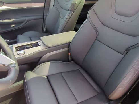 New 2025 Volvo EX90 Ultra w/ Protection Package Premier image 14