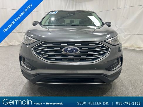 Used 2023 Ford Edge Titanium image 3