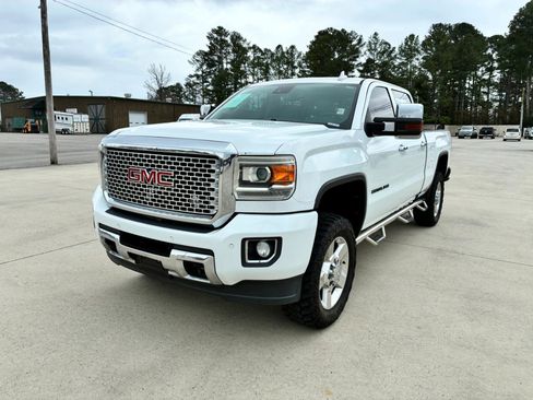 Used 2016 GMC Sierra 2500 Denali w/ Duramax Plus Package image 1
