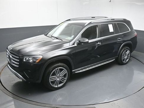Used 2026 Mercedes-Benz GLS 450 4MATIC image 45