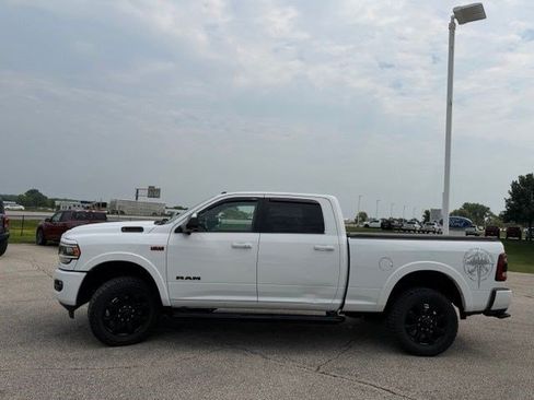 Used 2022 RAM 2500 Laramie AWD/4WD image 6