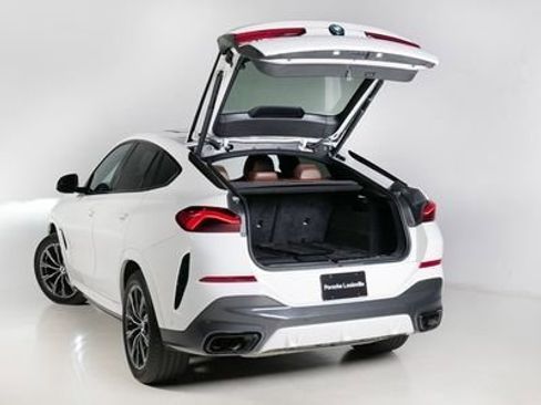 Used 2023 BMW X6 M50i w/ Executive Package image 8