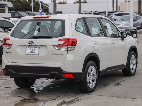 Certified 2024 Subaru Forester AWD/4WD image 7