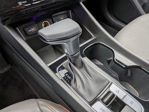 Used 2024 Hyundai Santa Cruz Limited image 23