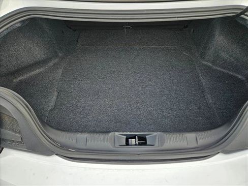 Used 2024 Ford Mustang EcoBoost image 6