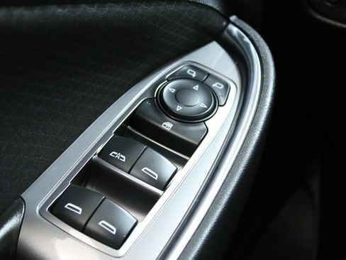 Used 2017 Chevrolet Malibu LT image 18