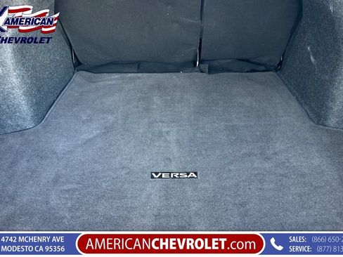 Used 2025 Nissan Versa SV FWD image 18