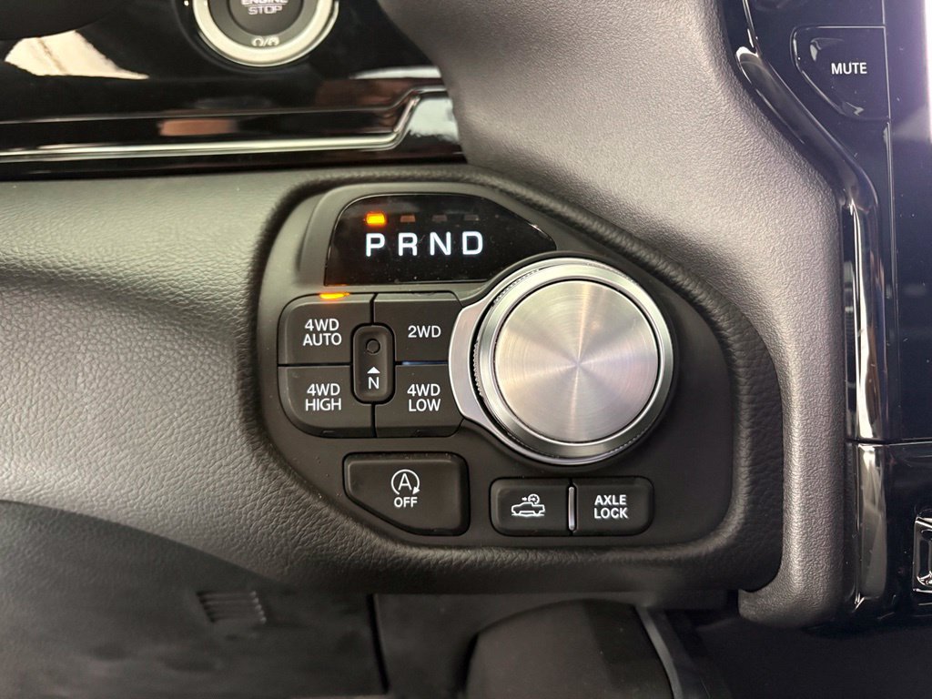 Used 2025 RAM 1500 Laramie AWD/4WD image 12