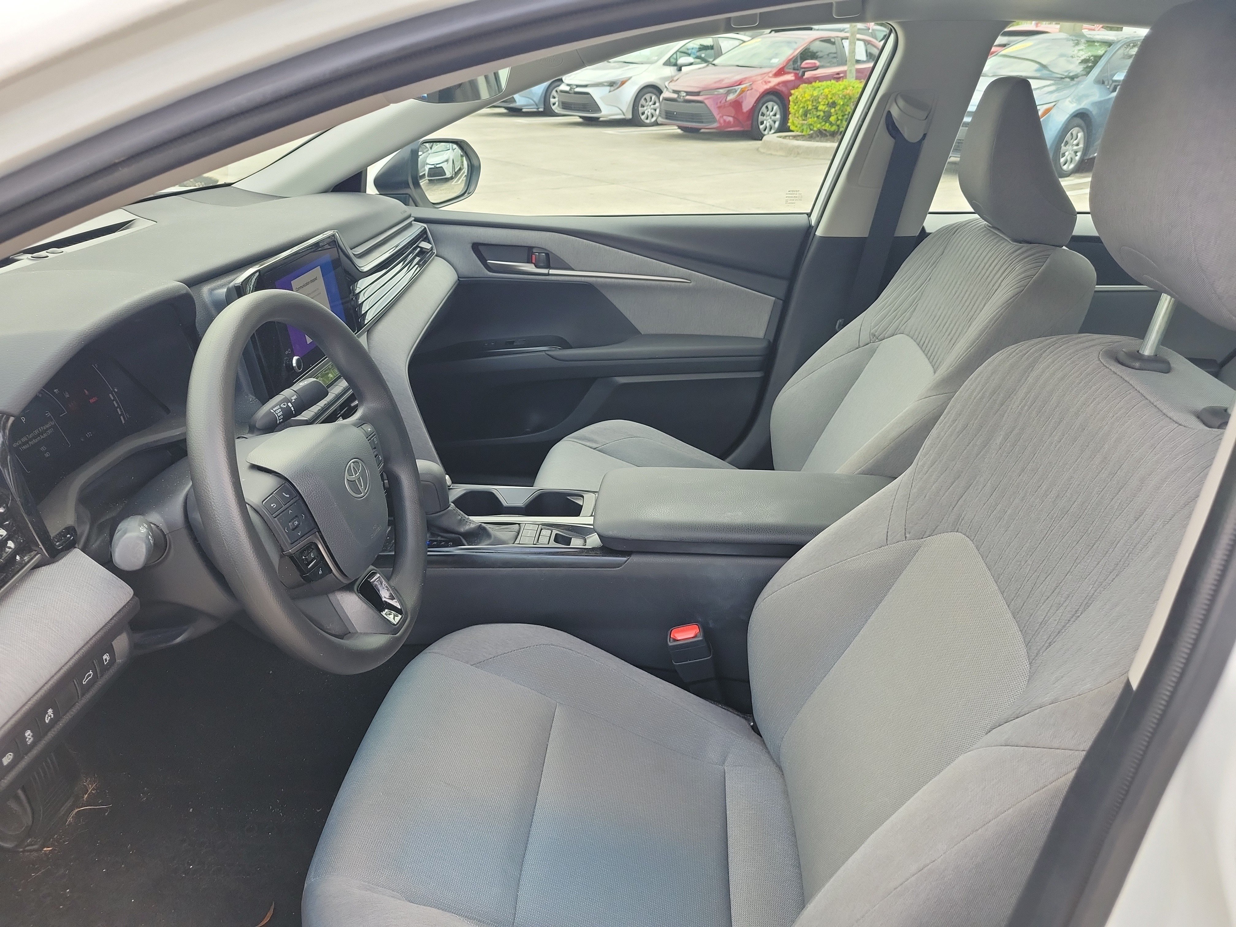 Used 2026 Toyota Camry LE FWD image 22