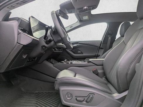 New 2025 Audi A6 e-tron Premium Plus image 4