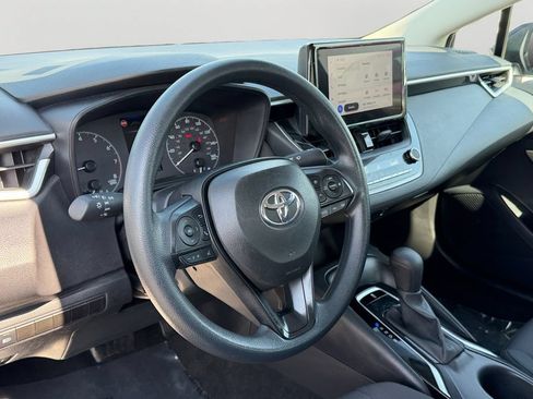 Used 2024 Toyota Corolla LE FWD image 18
