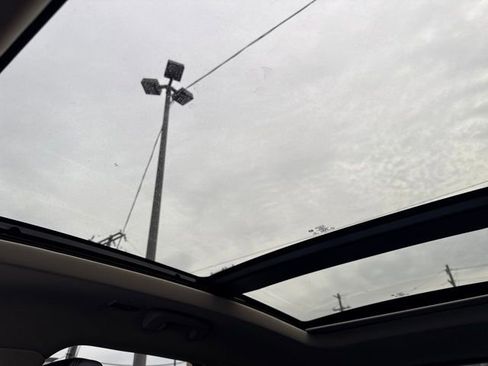 Certified 2024 Lincoln Corsair AWD w/ Equipment Group 101A image 25