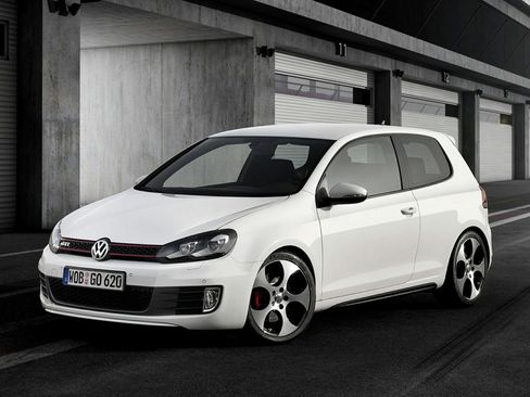 Used 2012 Volkswagen Golf 4-Door FWD image 1