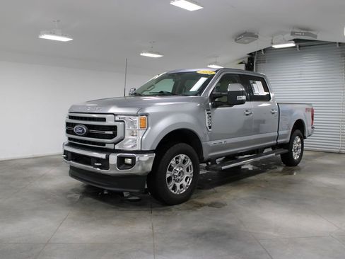 Used 2021 Ford F250 Lariat w/ Lariat Ultimate Package image 4