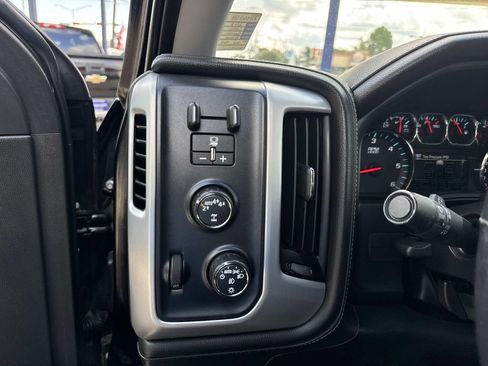 Used 2018 GMC Sierra 1500 SLT w/ SLT Premium Package AWD/4WD image 22
