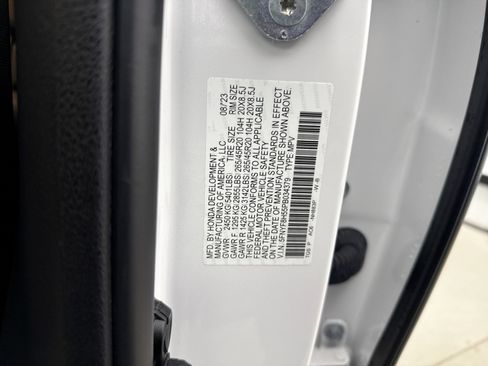 Used 2023 Honda Passport EX-L image 11