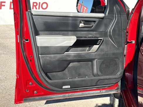 Used 2024 Toyota Tundra Limited image 8